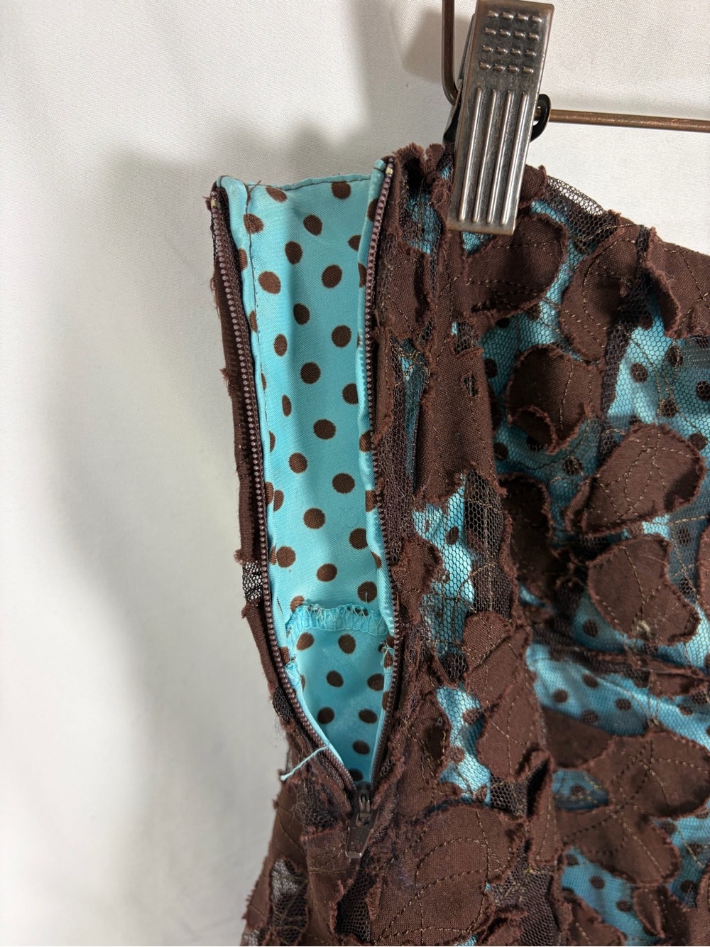 VINTAGE Floral Overlay Circle Skirt in Brown and Teal - Picture 4 of 7